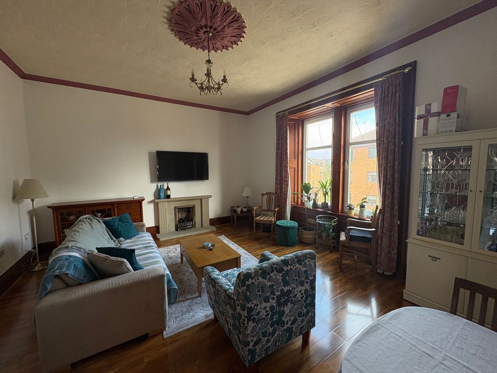 Additional image 2 of 3 bed flat to rentNeilston Road, Paisley PA2