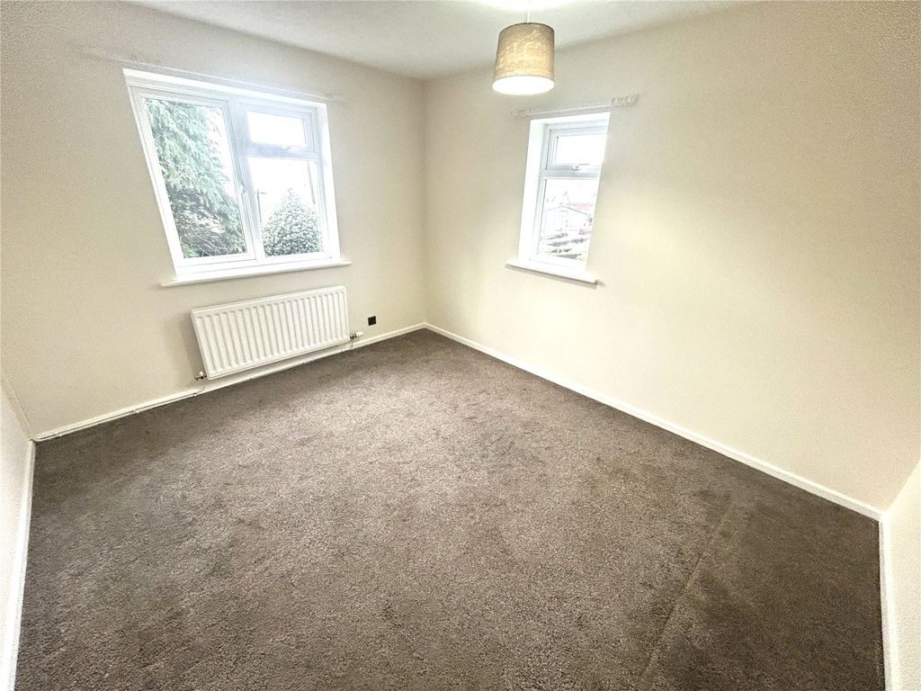 Additional image 7 of 3 bed bungalow to rentDunromin, Dolfor, Newtown, Powys SY16