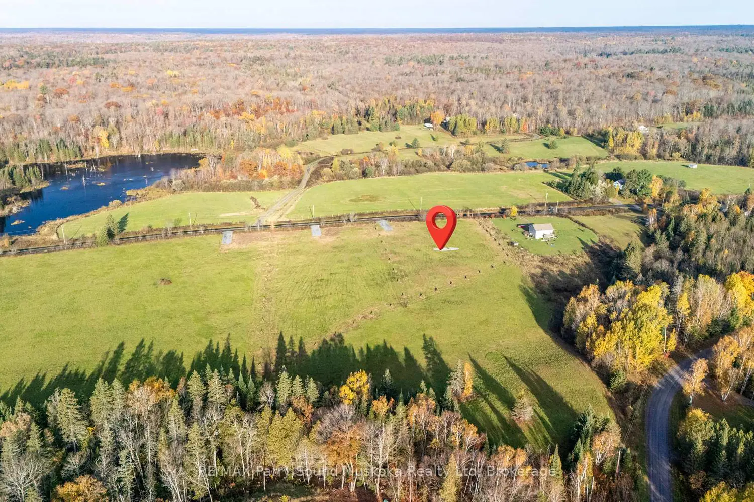 Additional image 5 of 271 Balsam Cross