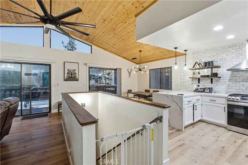 Additional image 16 of 42677 Alta Vista Avenue, Big Bear Lake, CA 92315