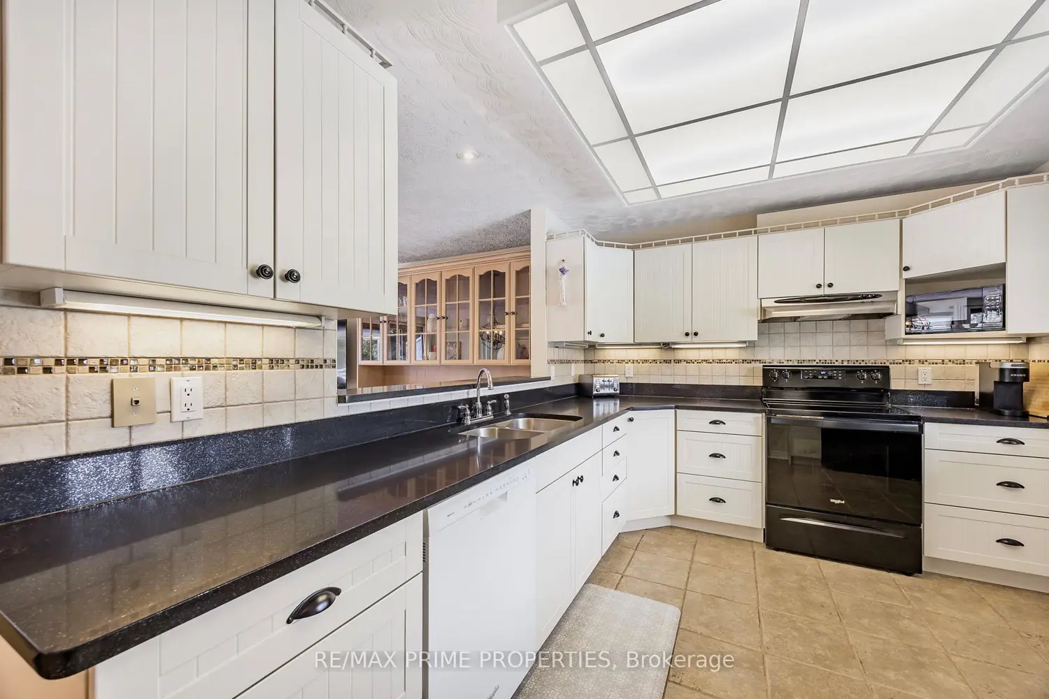 Additional image 7 of 585 Atherley Road 201