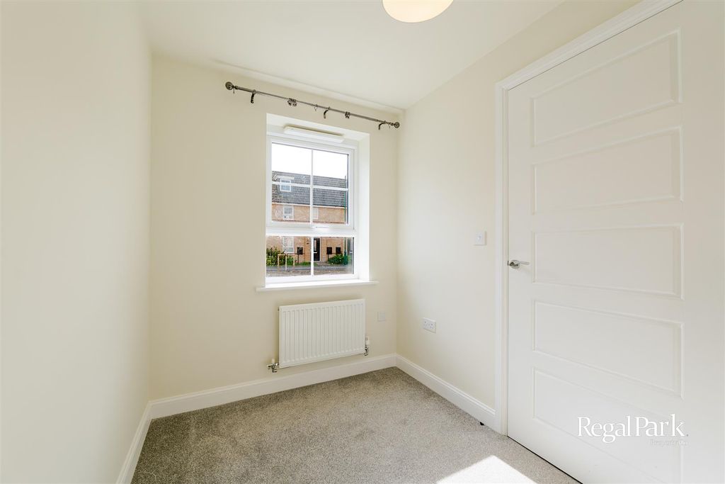 Additional image 7 of 4 bed semi-detached house to rentAqua Drive, Hampton Water, Peterborough PE7