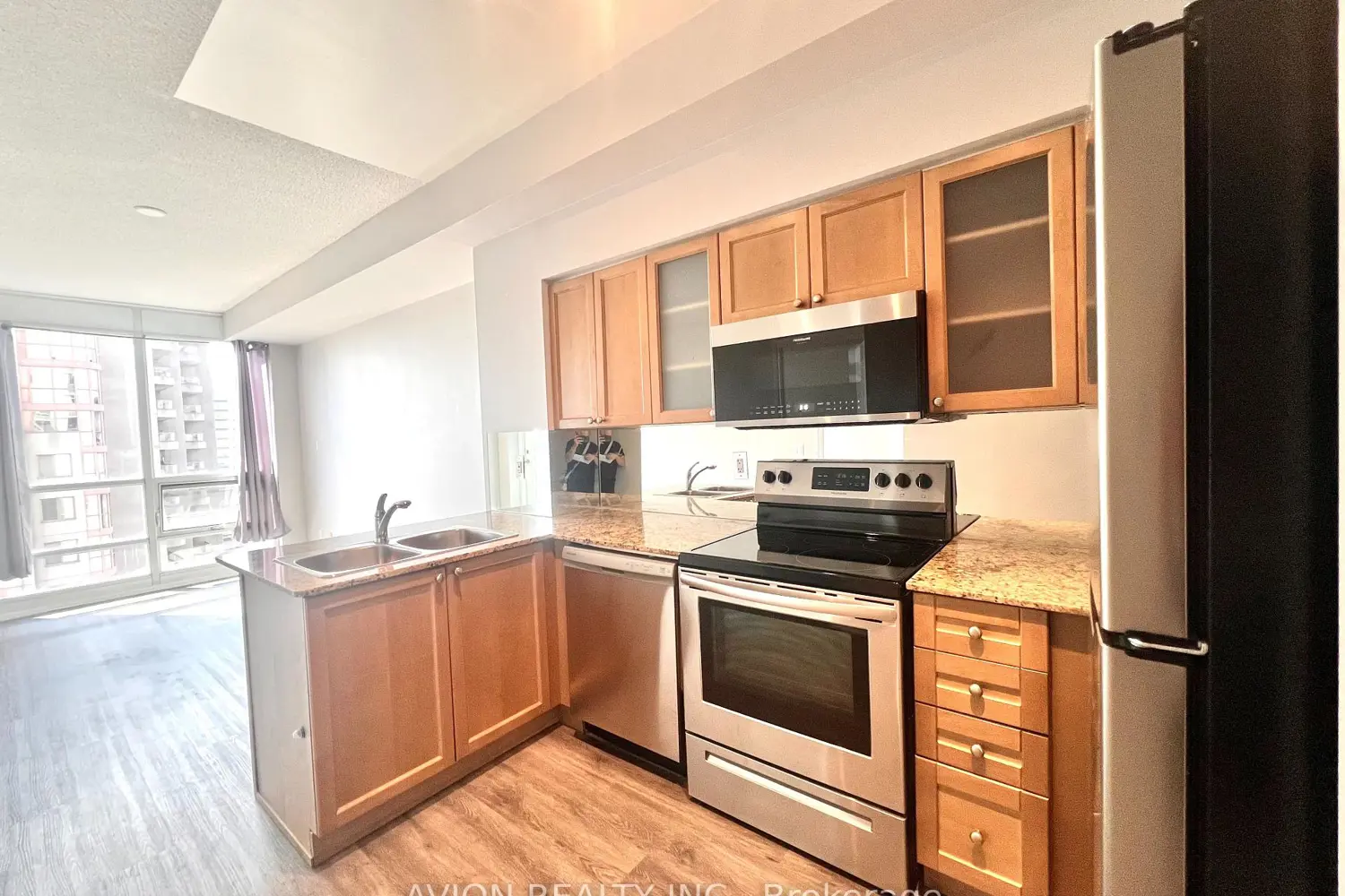 Additional image 2 of 761 Bay Street 2610