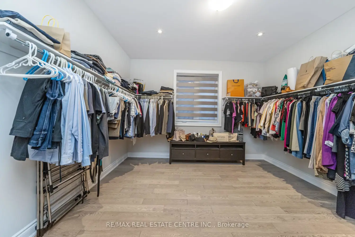 Additional image 11 of 2336 Edward Leaver Trail