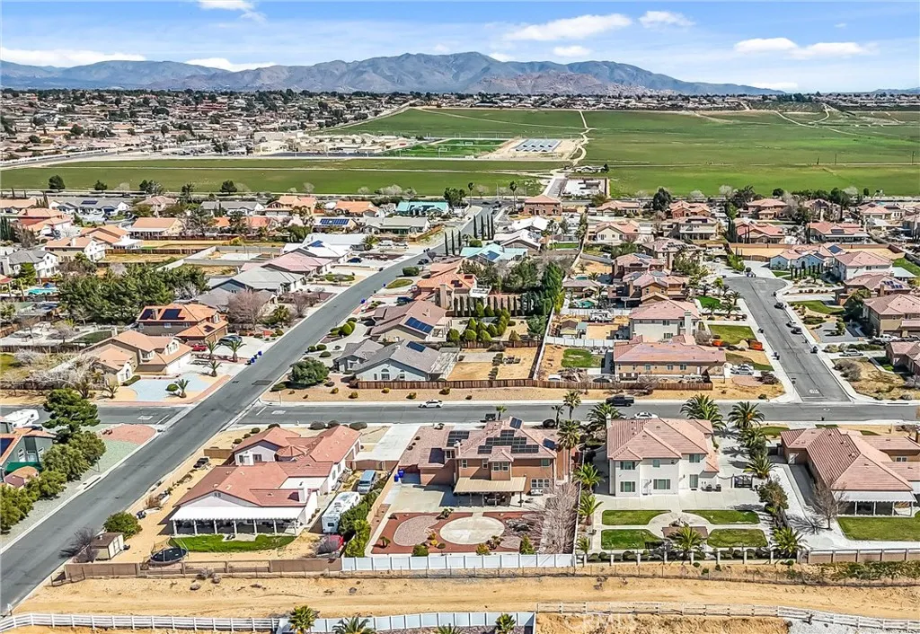 Additional image 46 of 12690 Mar Vista Dr, Apple Valley, CA 92308