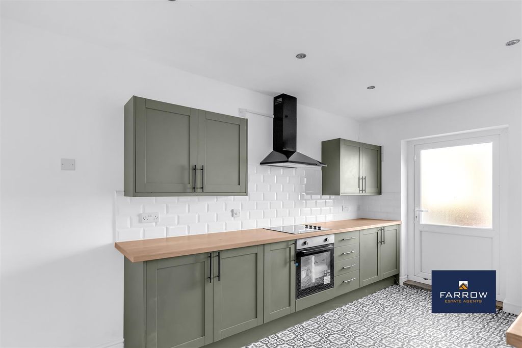 Additional image 8 of 4 bed terraced house to rentHainton Avenue, Grimsby DN32