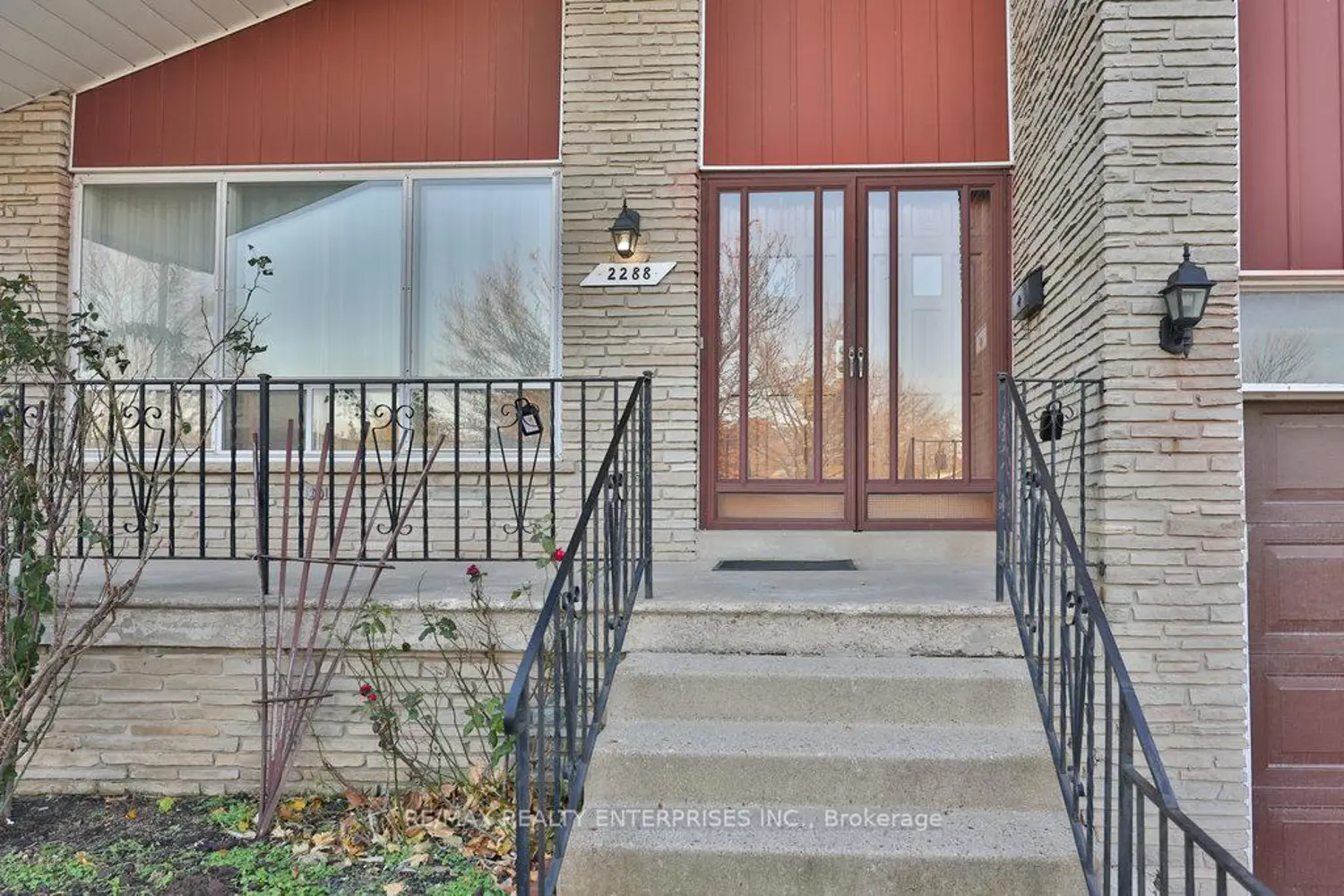 Additional image 2 of 2288 Hensall Street