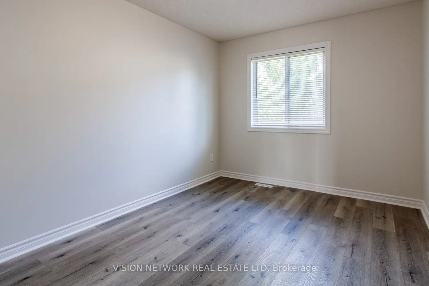 Additional image 6 of 600 Sarnia Road 43