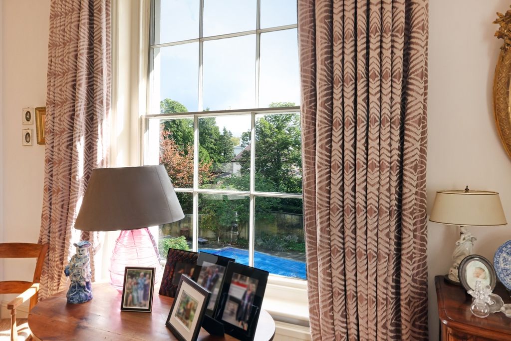 Additional image 5 of 5 bed flat to rentCheltenham, Gloucestershire GL50