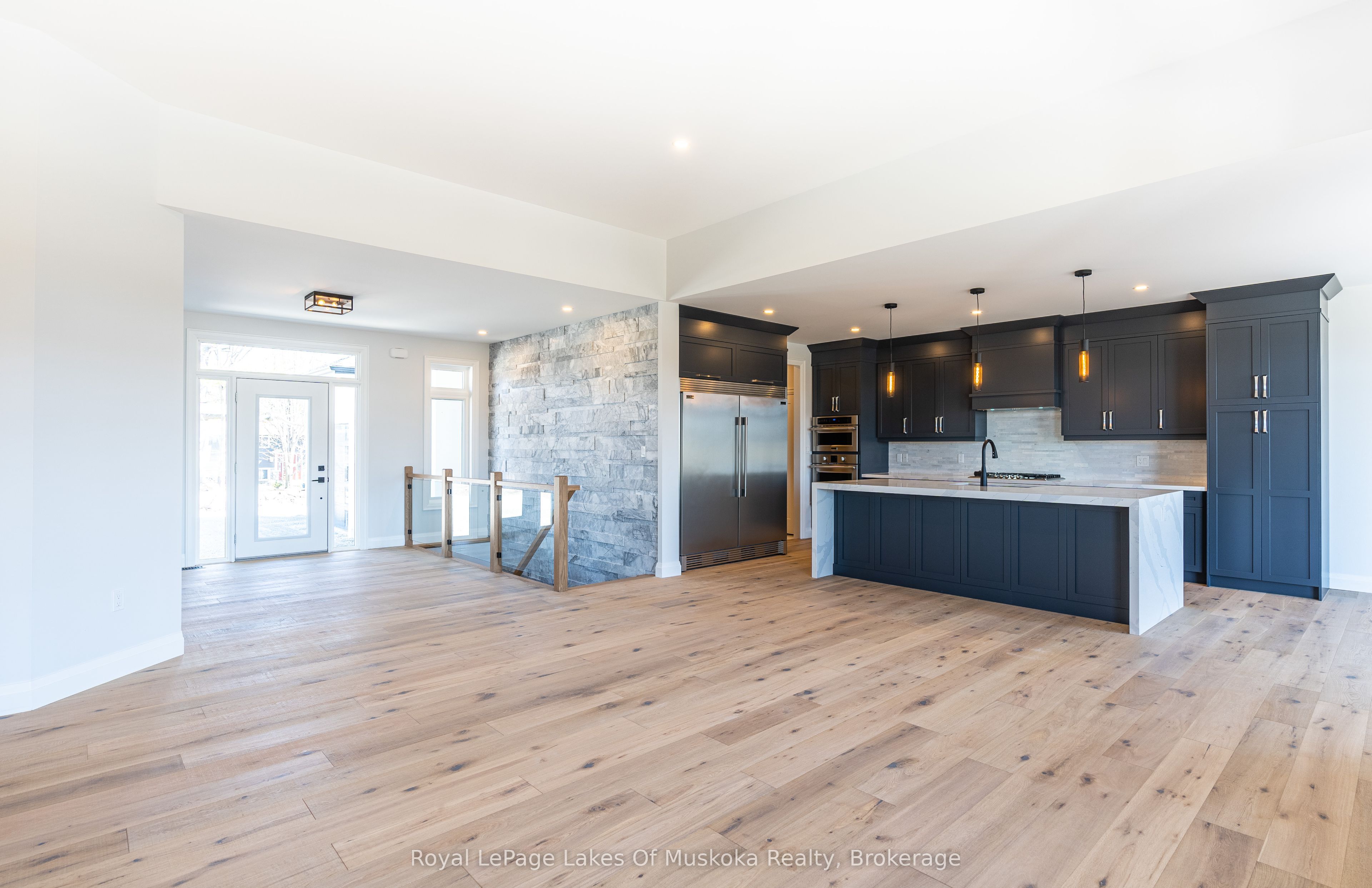 Additional image 4 of 21 Henry Ball Court, Oro-medonte, ON, L0K 2G1