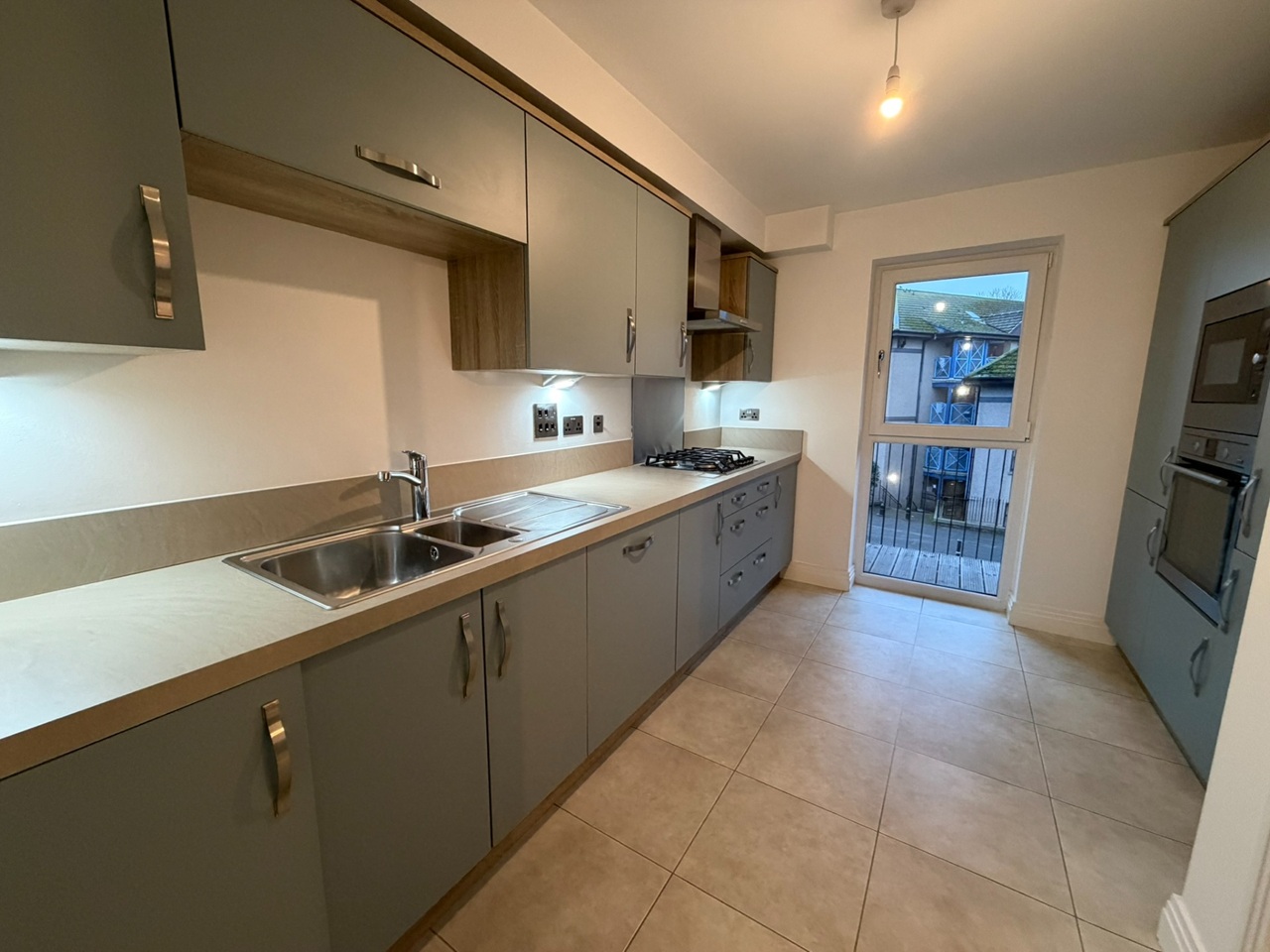 Additional image 5 of 2 Bed Flat, Brunswick Road, EH7, N1 7GU