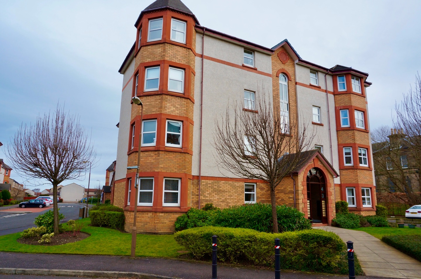 2 Bed Flat, West Ferryfield, EH5, N1 7GU