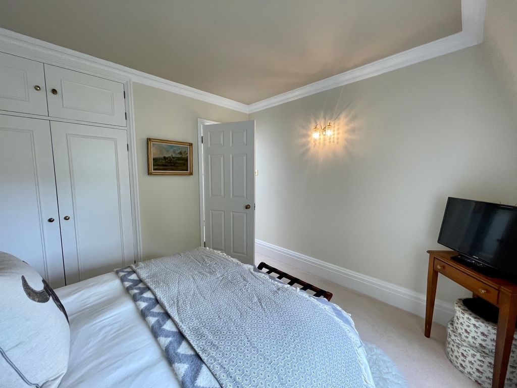 Additional image 13 of 3 bed flat to rentLe Mont Gras D'eau, St Brelade JE3