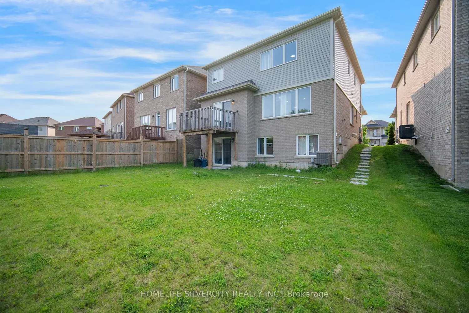 Additional image 17 of 55 Longboat Run