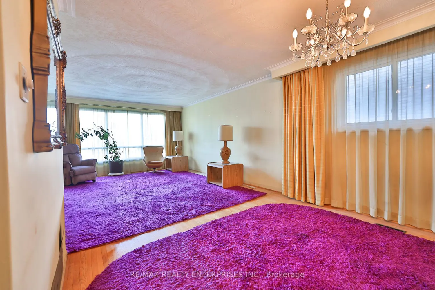 Additional image 5 of 2288 Hensall Street