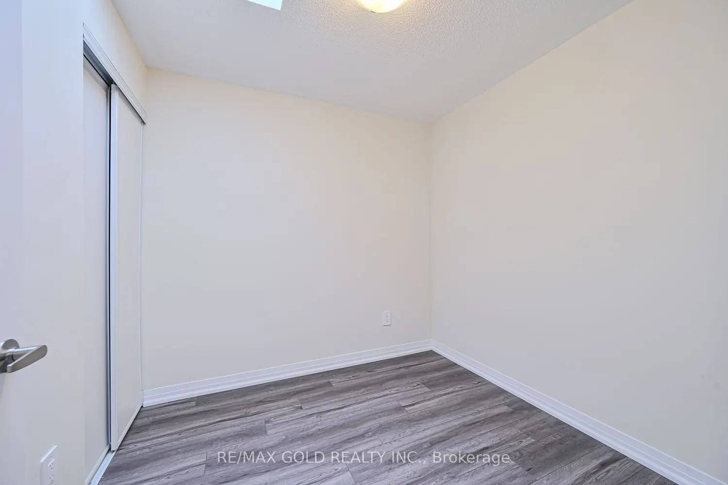 Additional image 7 of 1597 Rose Way 111