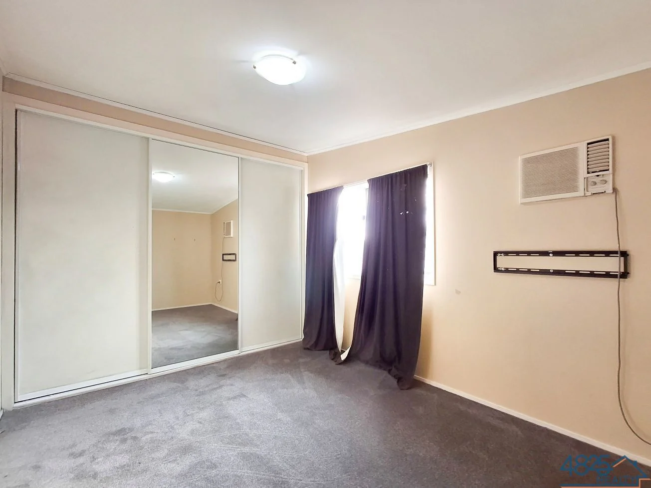 Additional image 9 of 53 George Street, Mount Isa QLD 4825