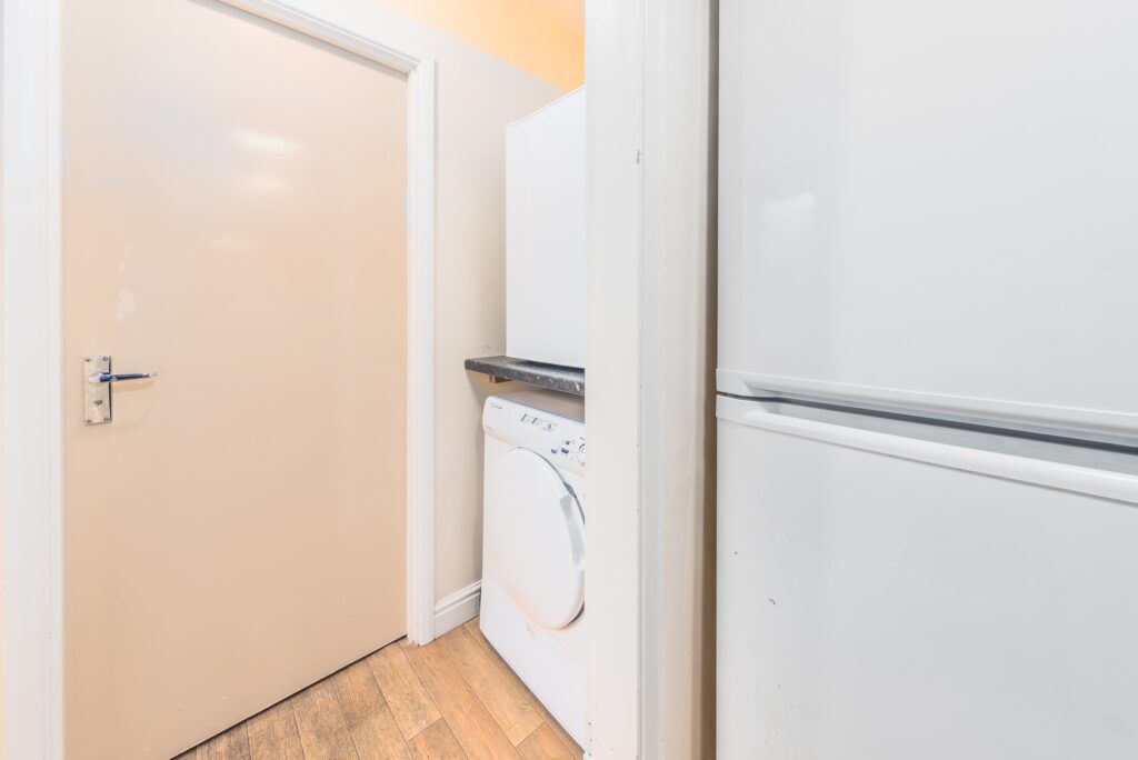 Additional image 8 of 6 bed terraced house to rentFosse Road South, Leicester LE3
