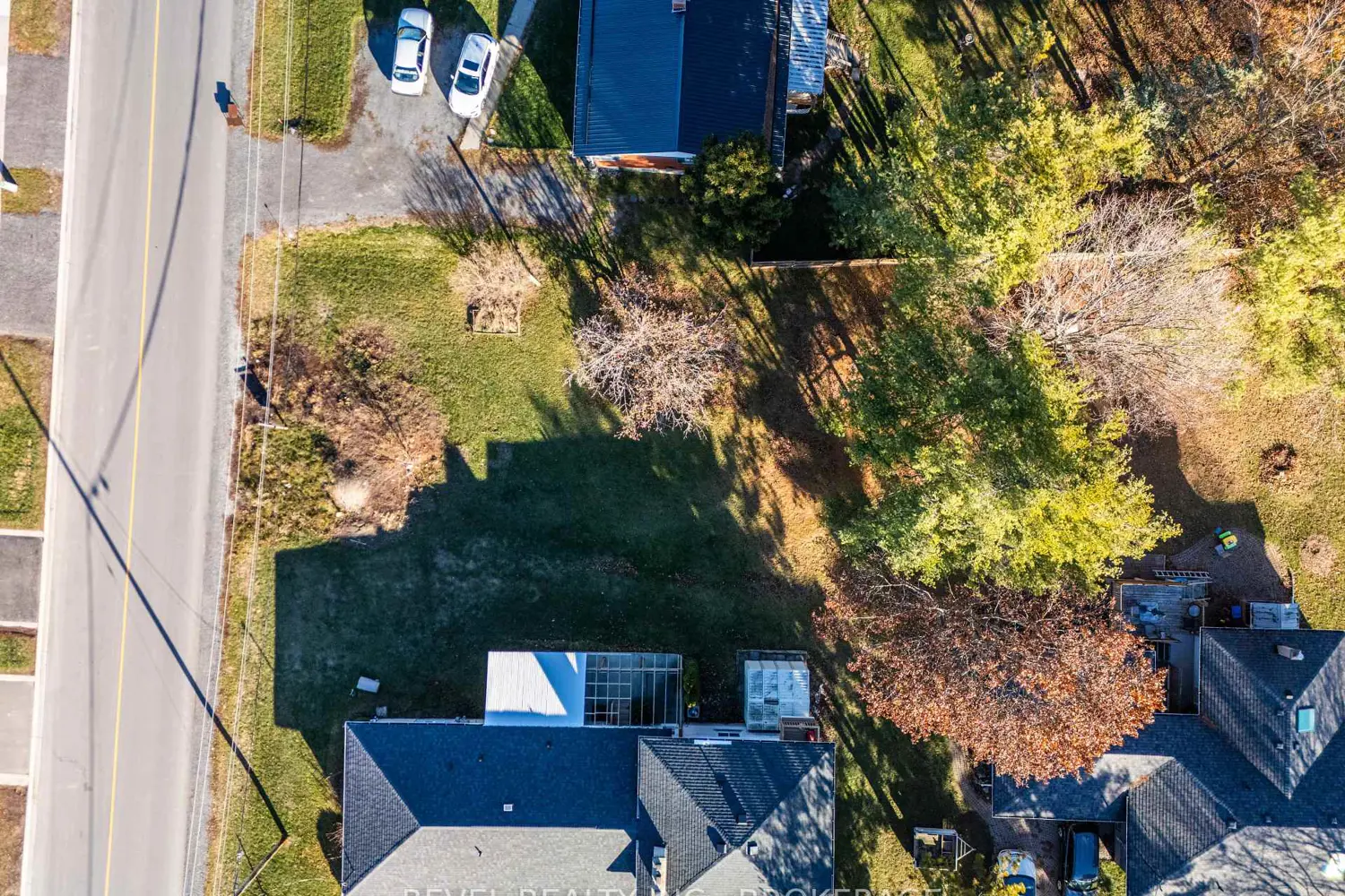 Additional image 7 of 00 Manitou Crescent