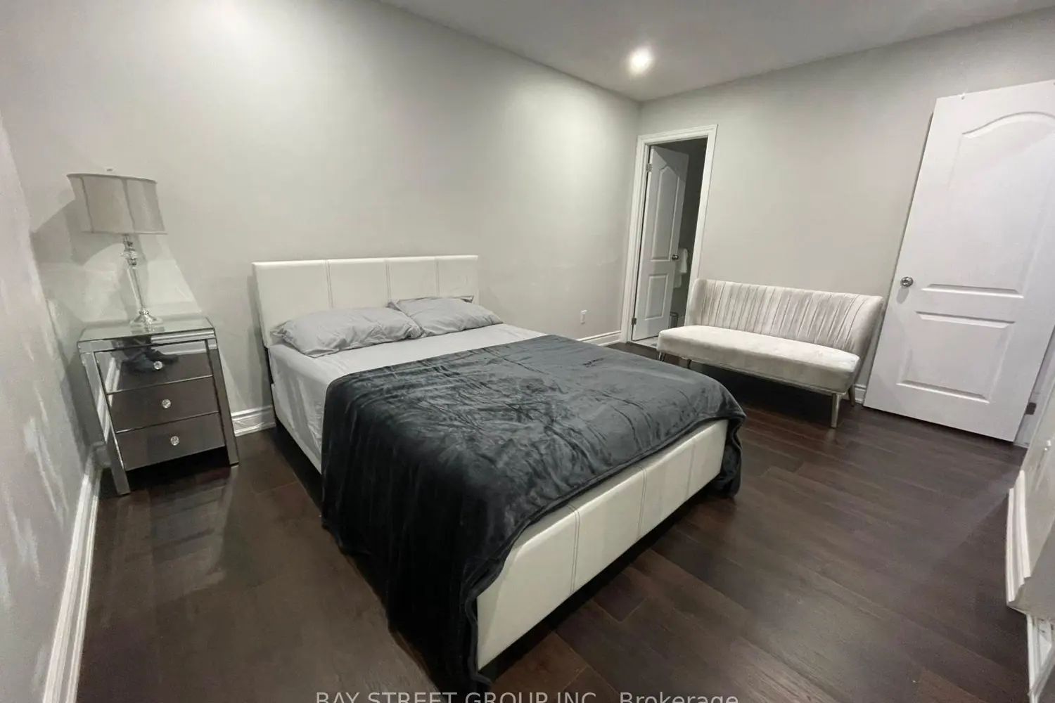 Additional image 7 of 11 Drakes Drive