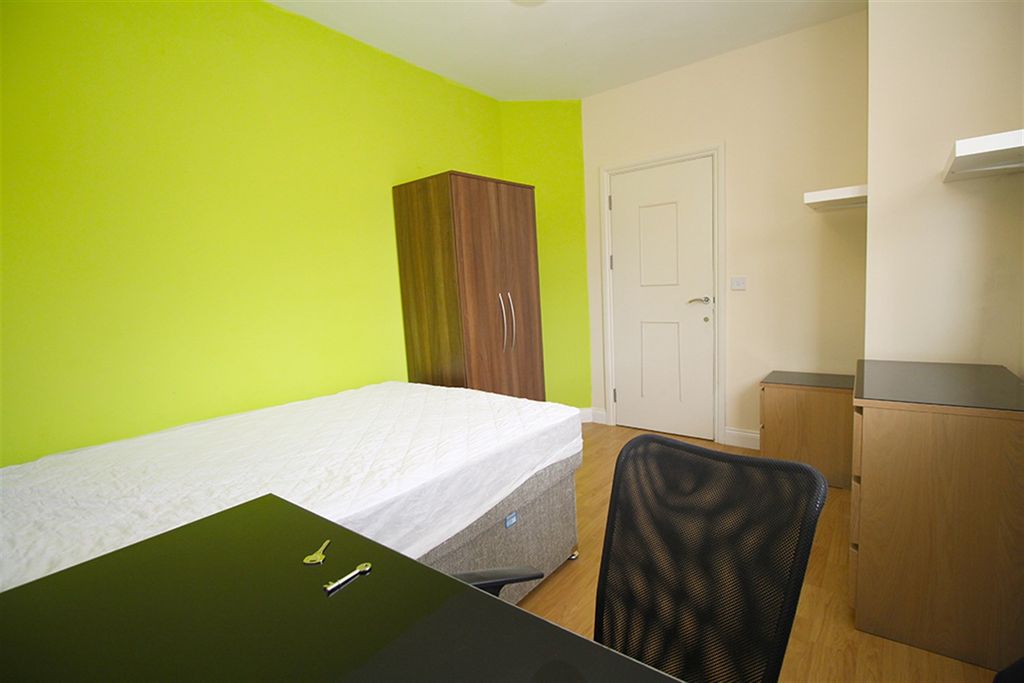 Additional image 14 of 9 bed town house to rentCarington Street, Loughborough LE11