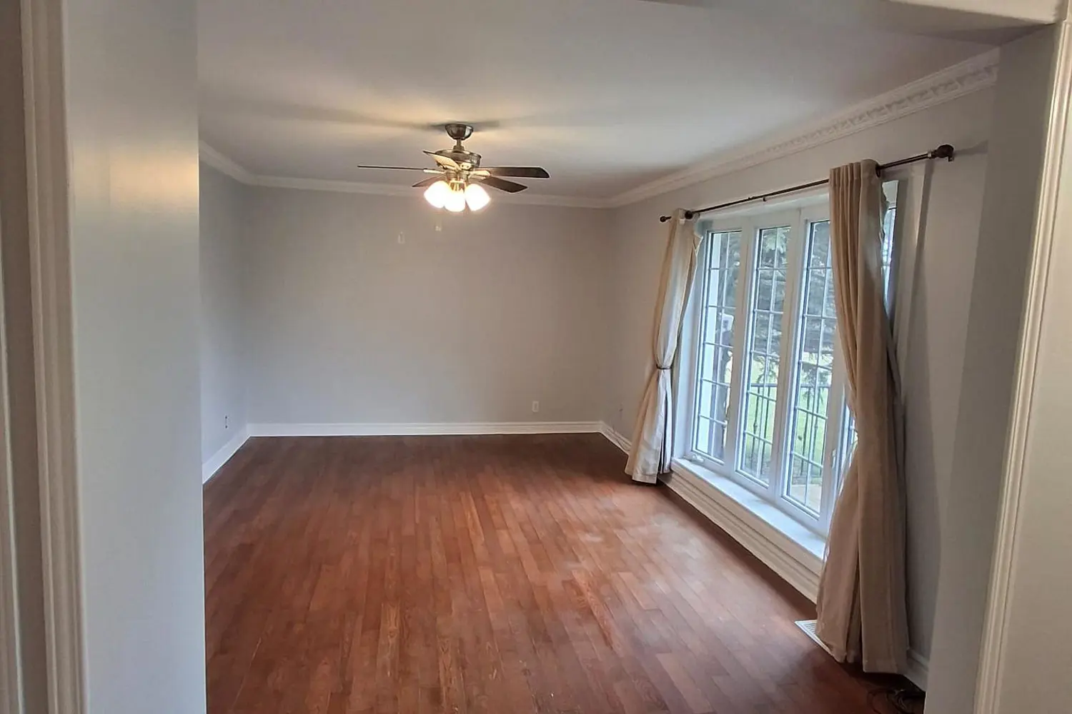 Additional image 3 of 285171 County Rd 10 Road