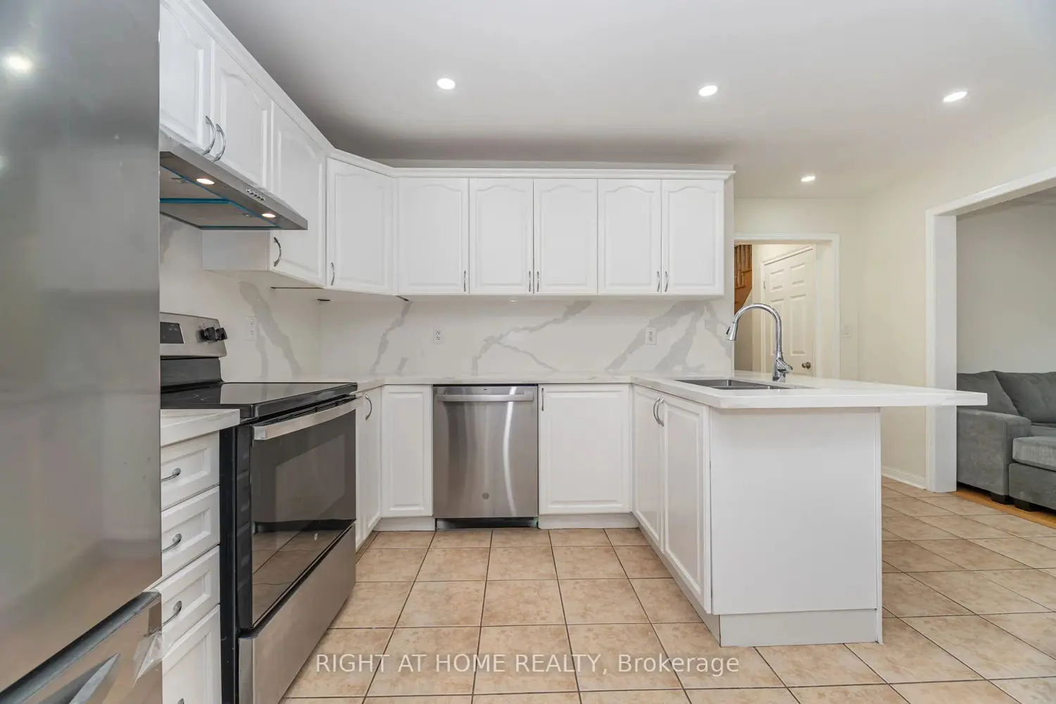 Additional image 15 of 1089 Hepburn Road