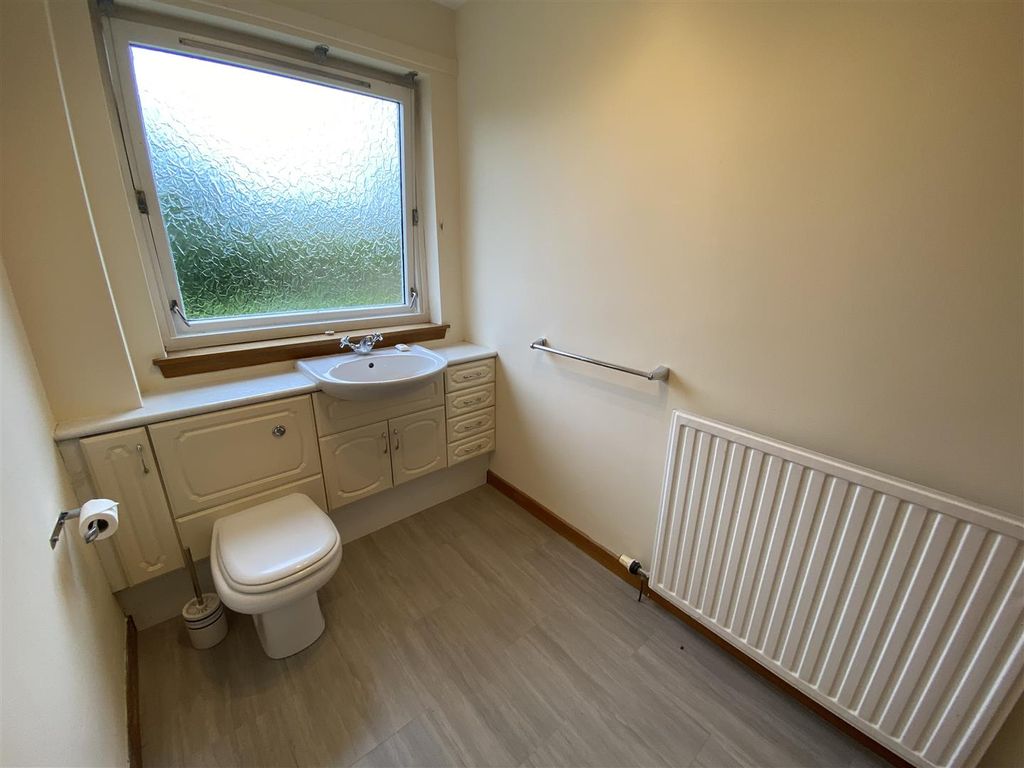 Additional image 6 of 4 bed detached bungalow to rentHeughfield Road, Bridge Of Earn PH2
