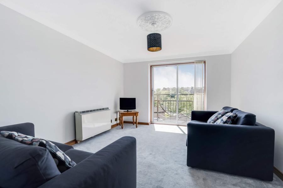 Additional image 2 of 3 Bed Flat, Mavisbank Gardens, G51, N1 7GU