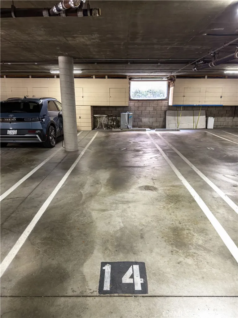 Additional image 127 of 1944 Glendon Unit 209, Los Angeles, CA 90025