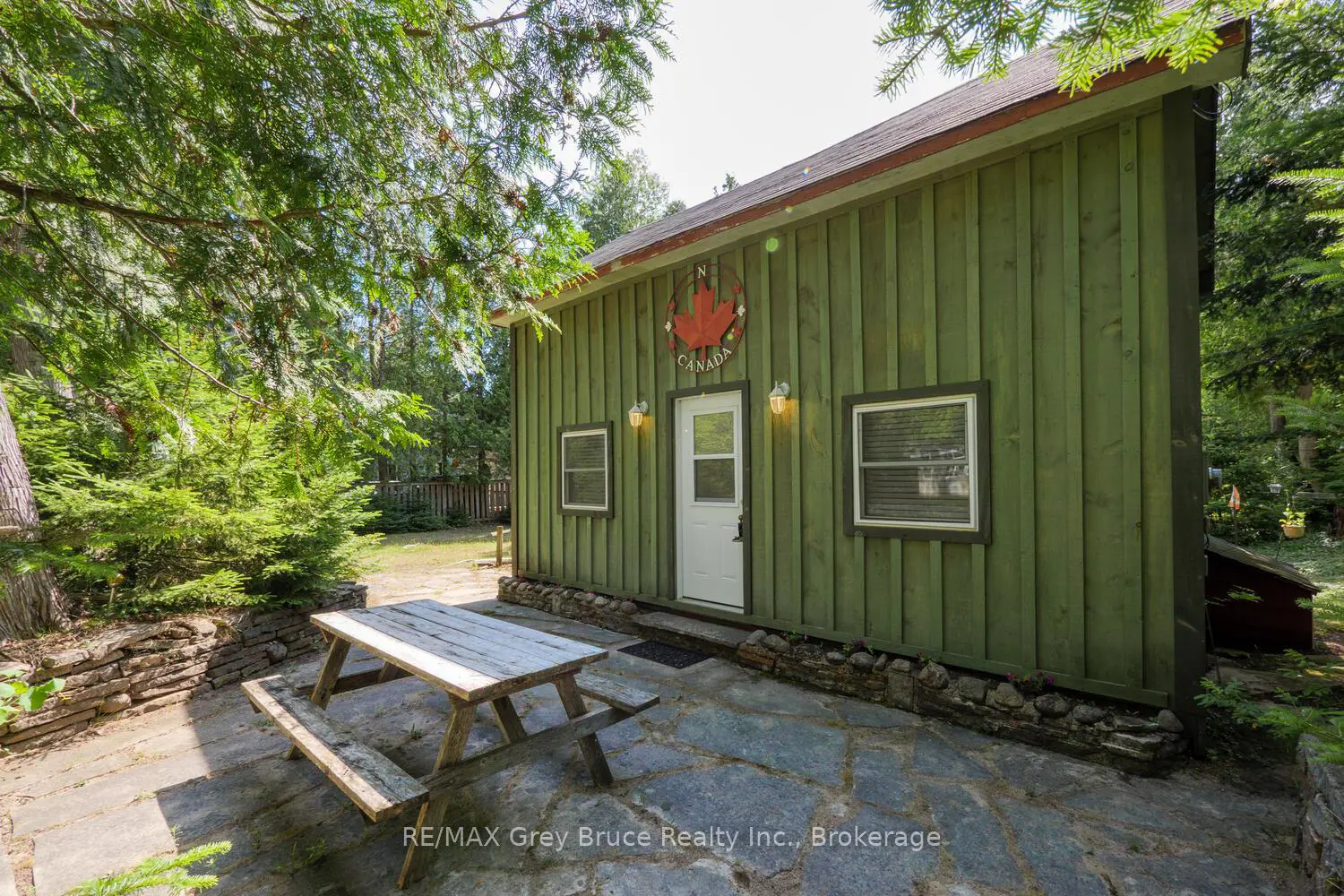 Additional image 14 of 1106 King Edward Avenue