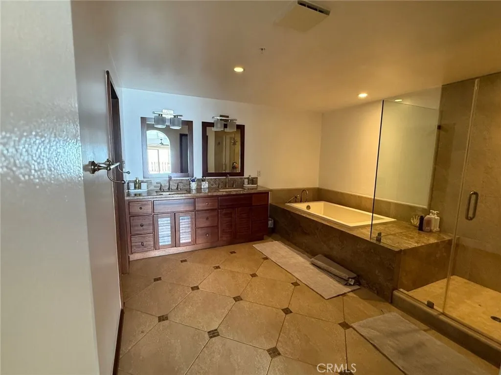 Additional image 23 of 61 Gaviota, Avalon, CA 90704