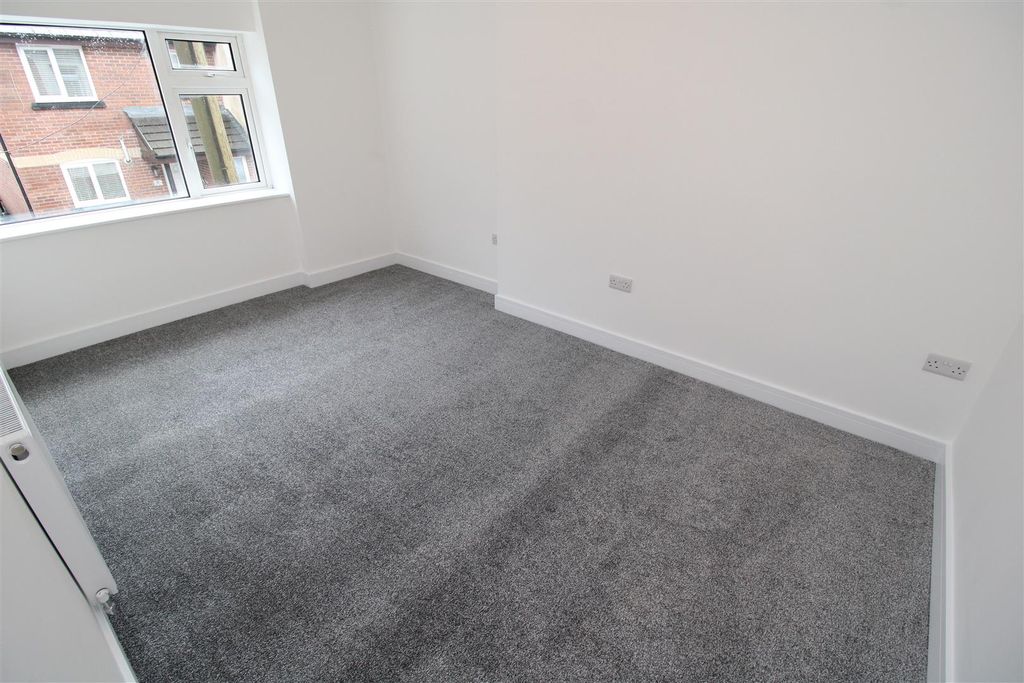 Additional image 15 of 2 bed property to rentPoplar Street, Troedyrhiw, Merthyr Tydfil CF48