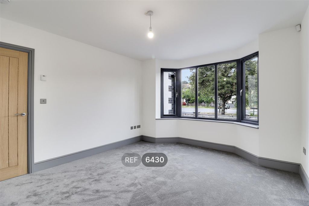 Additional image 12 of 5 bed detached house to rentWollaton Vale, Wollaton, Nottingham NG8