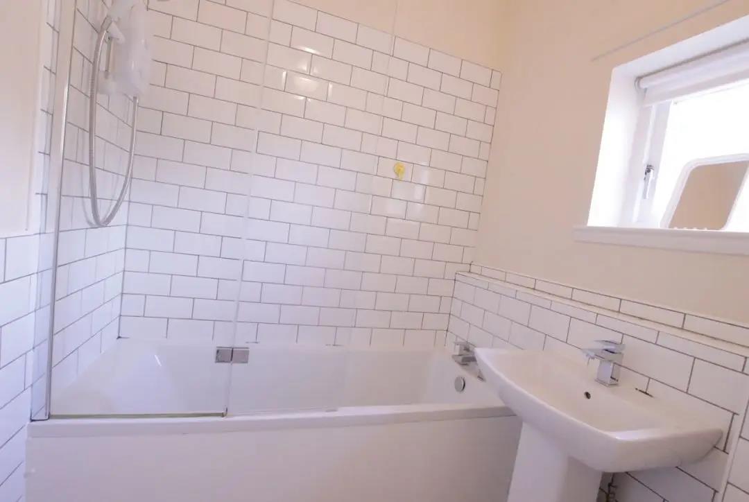 Additional image 9 of 2 Bed Flat, Argyle Street, G3, N1 7GU