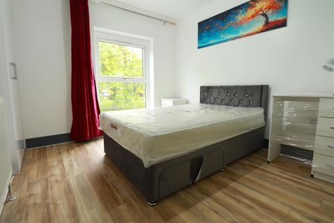 Room 1, Huntly Road, Birmingham B16, Room to rent