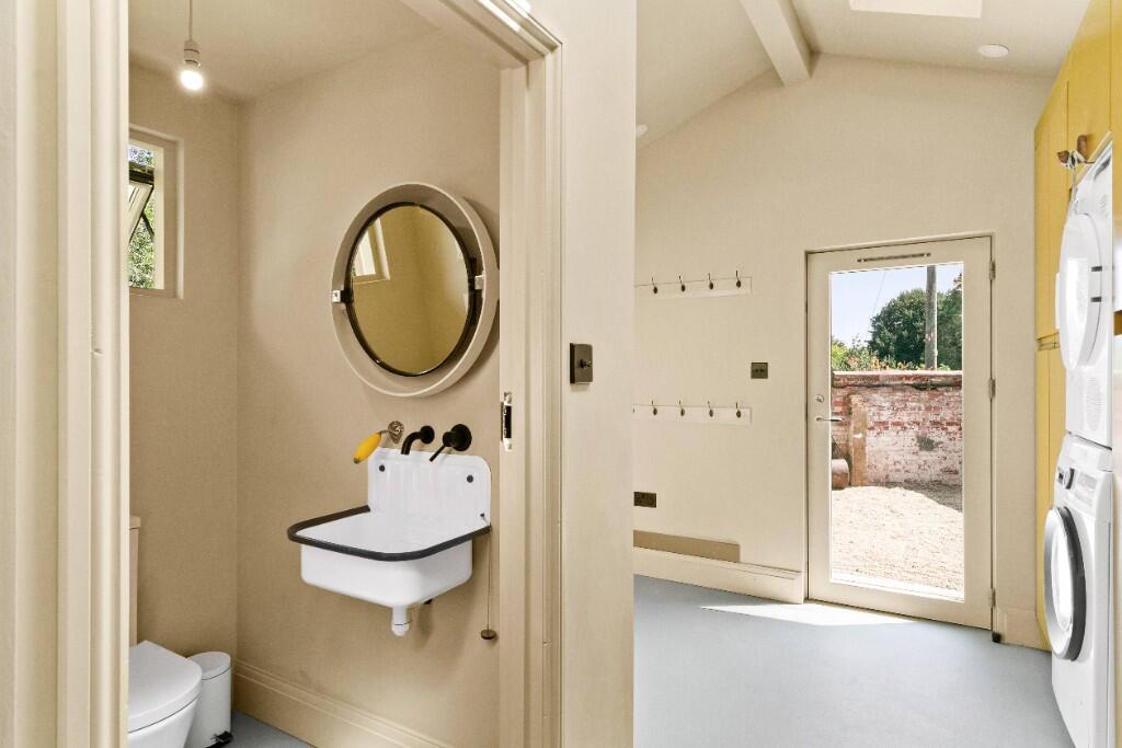 Additional image 11 of Devenish Lane, Bayford, Wincanton, Somerset, BA9 9NQ