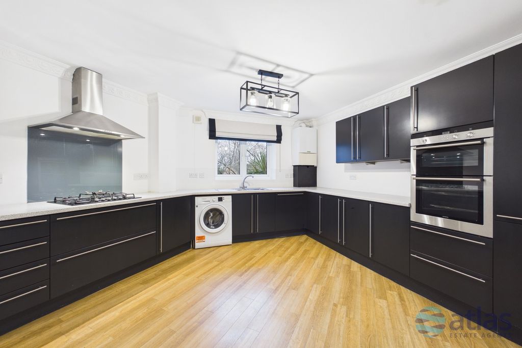 Additional image 2 of 3 bed flat to rentNorth Mossley Hill Road, Mossley Hill L18