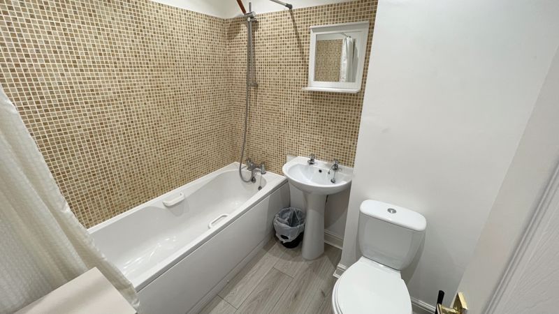 Additional image 12 of 3 bed terraced house to rentHigh Street, Scunthorpe DN17