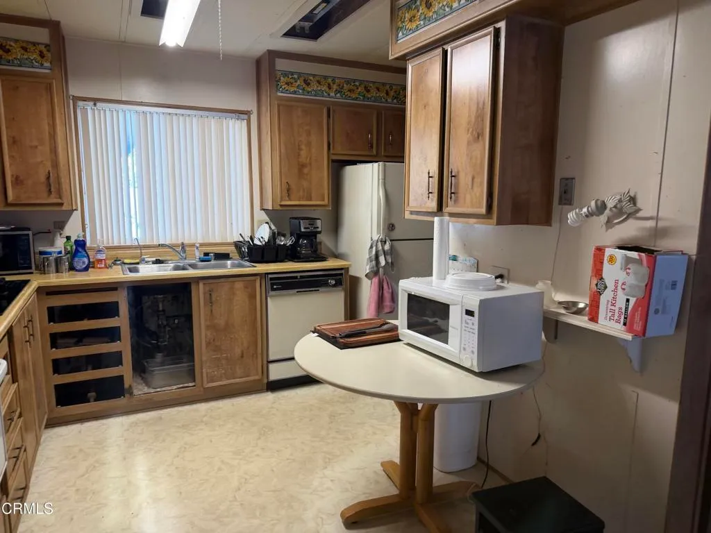 21 Poinsettia Gardens Drive Unit 21, Ventura, CA 93004