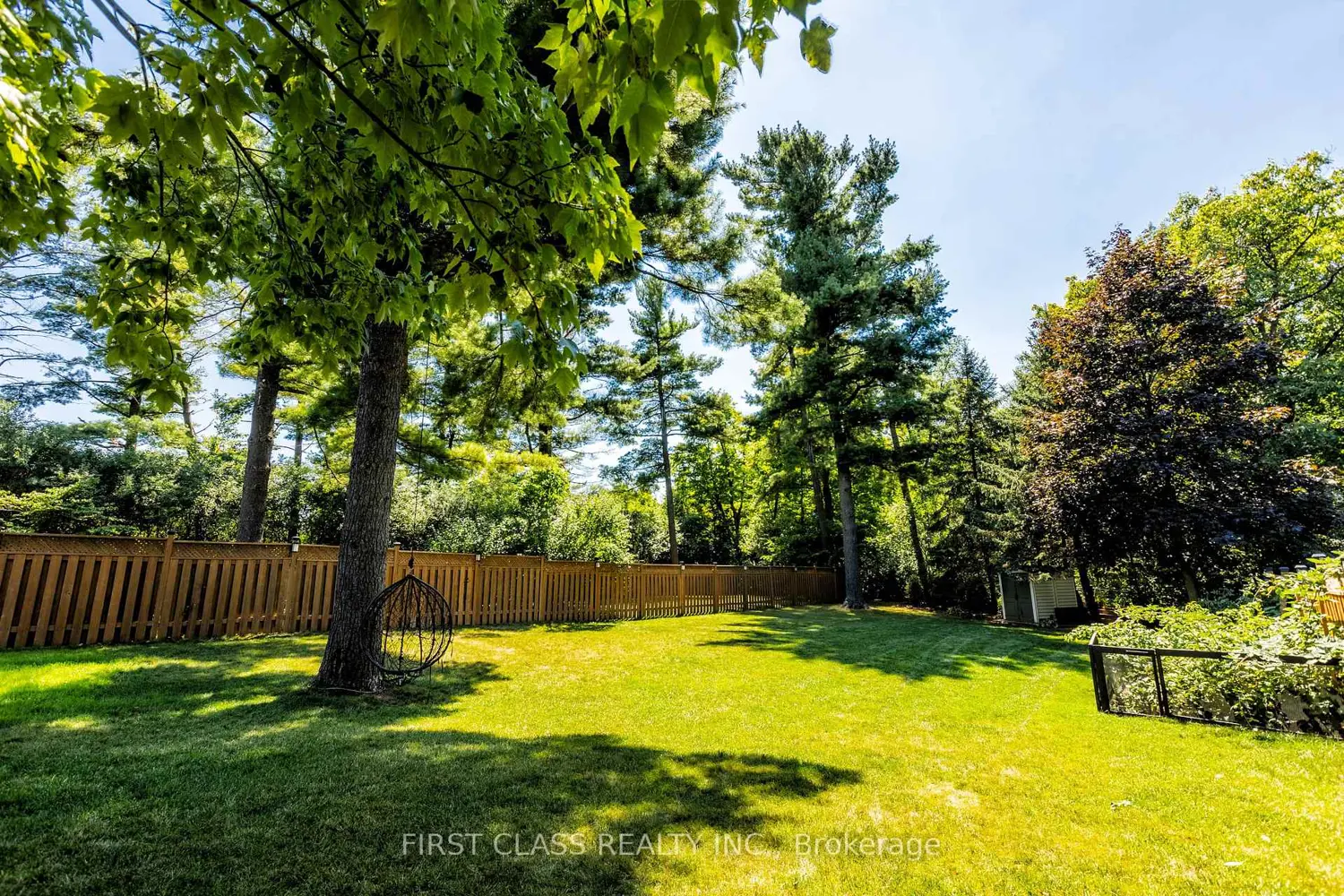 Additional image 18 of 2292 Eighth Line