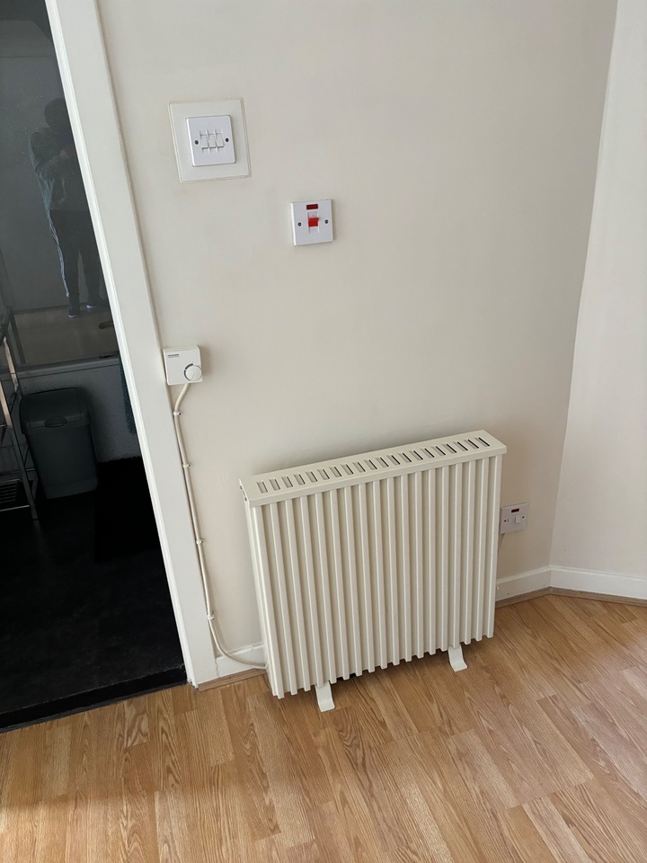 Additional image 10 of 2 Bed Flat, Hawthornden Place, EH7, N1 7GU