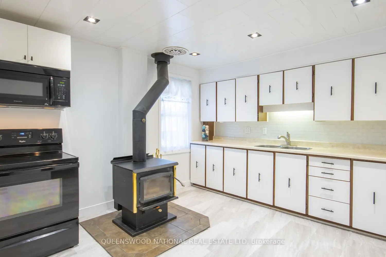 Additional image 8 of 19518 Opeongo Line