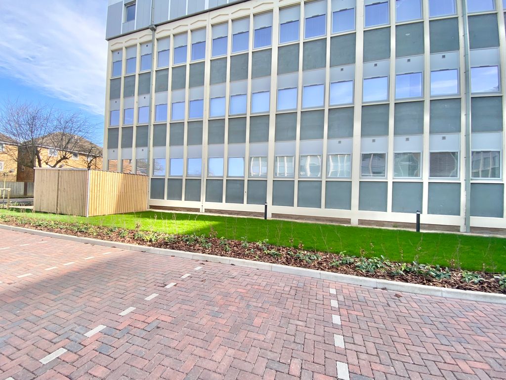 Additional image 9 of 2 bed flat to rentSwain Court, Peterborough PE2