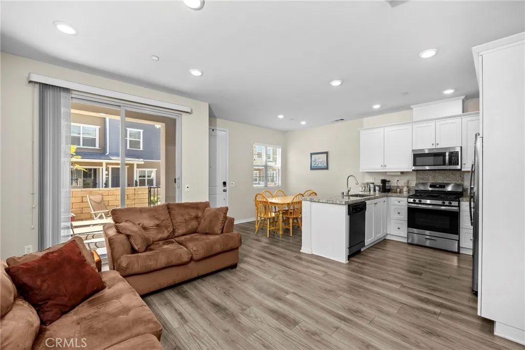 Additional image 32 of 22886 Concord Dr, Saugus, CA 91350