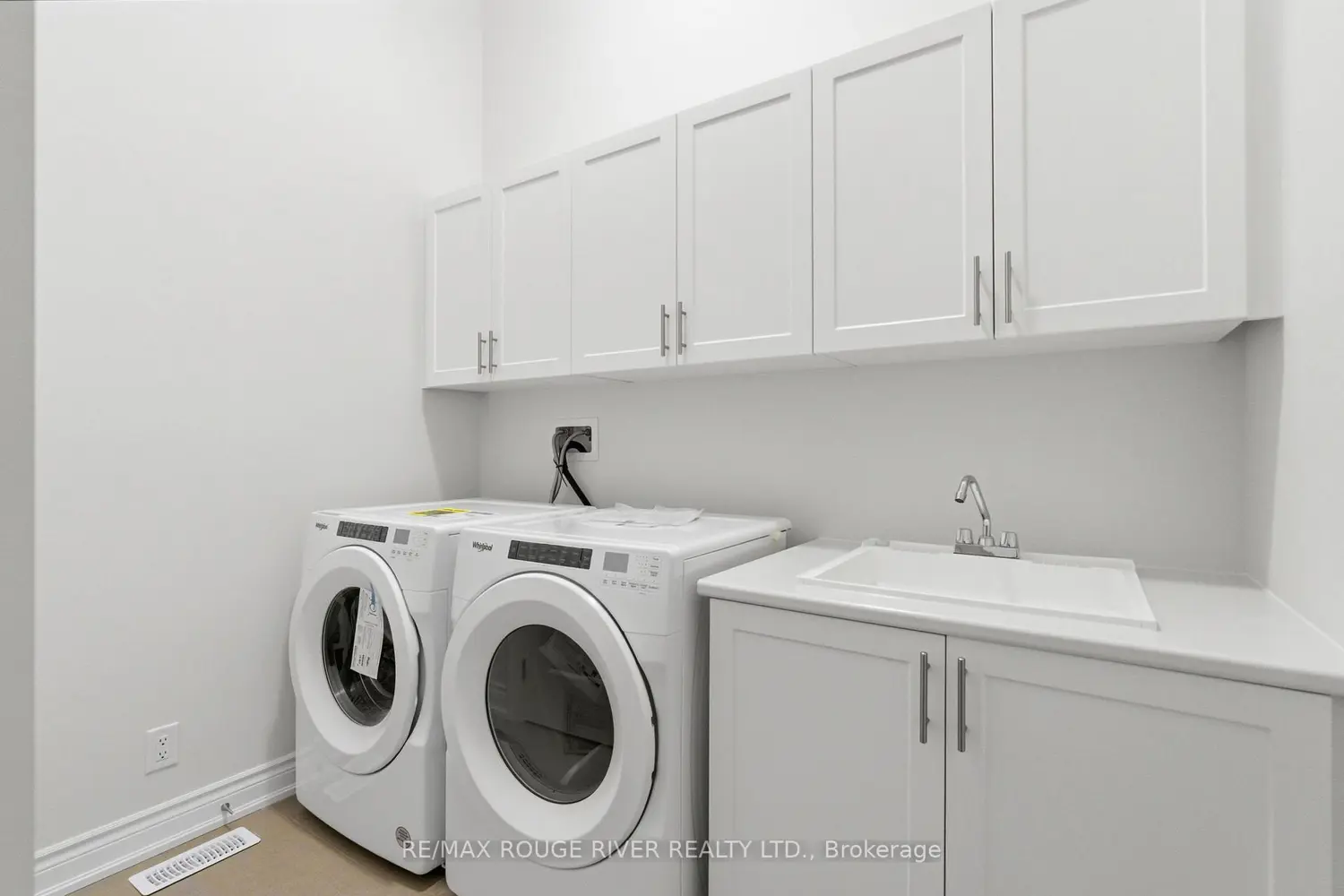 Additional image 8 of 15 Brabin Circle