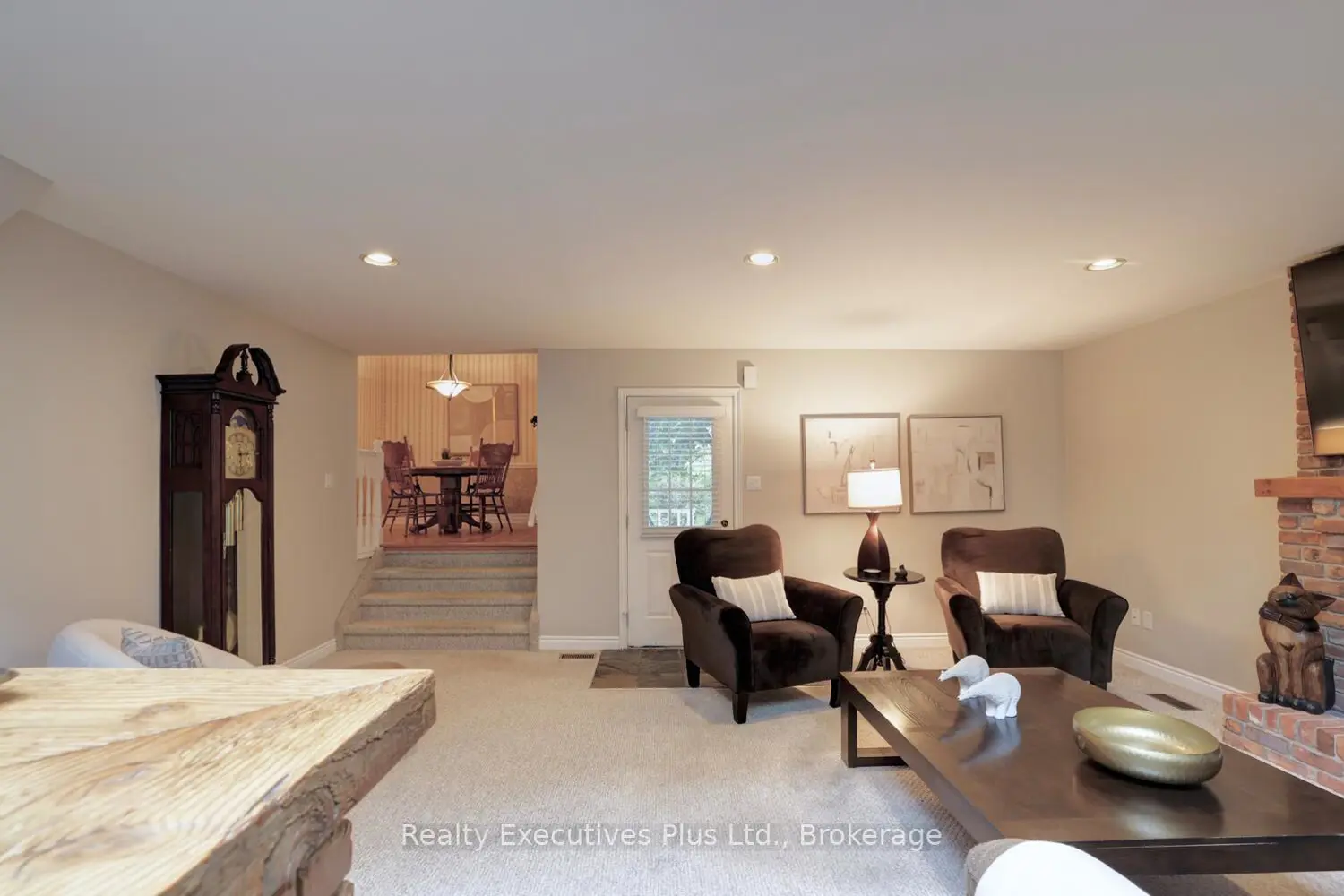 Additional image 4 of 322 Pine Avenue