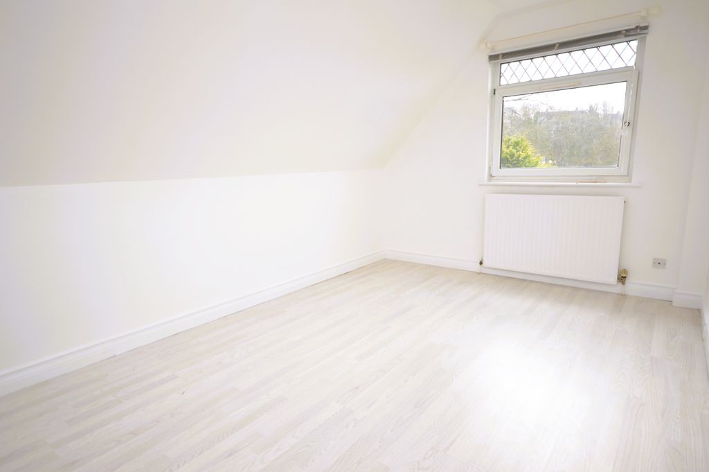 Additional image 16 of 4 bed detached house to rentLinwood Avenue, Glasgow G76