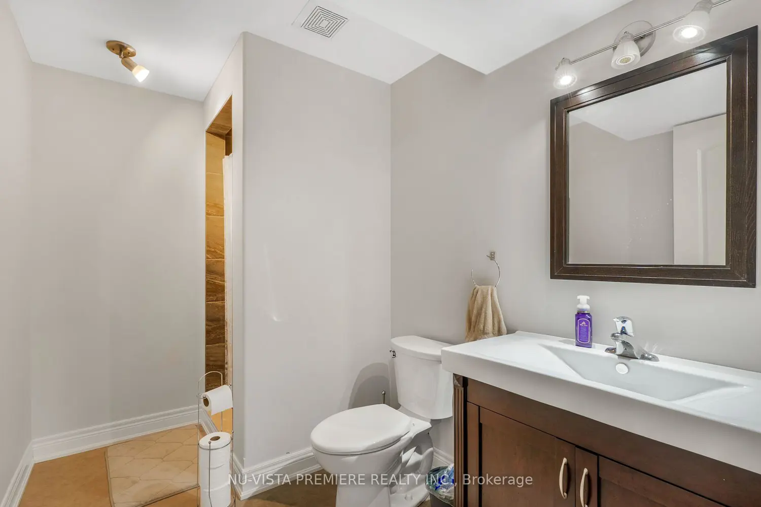 Additional image 16 of 19 Hillside Drive 10