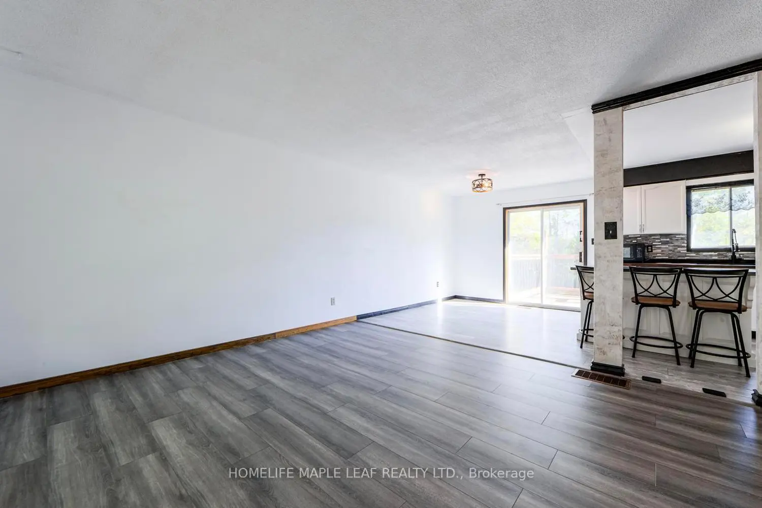 Additional image 4 of 758007 2Nd Line